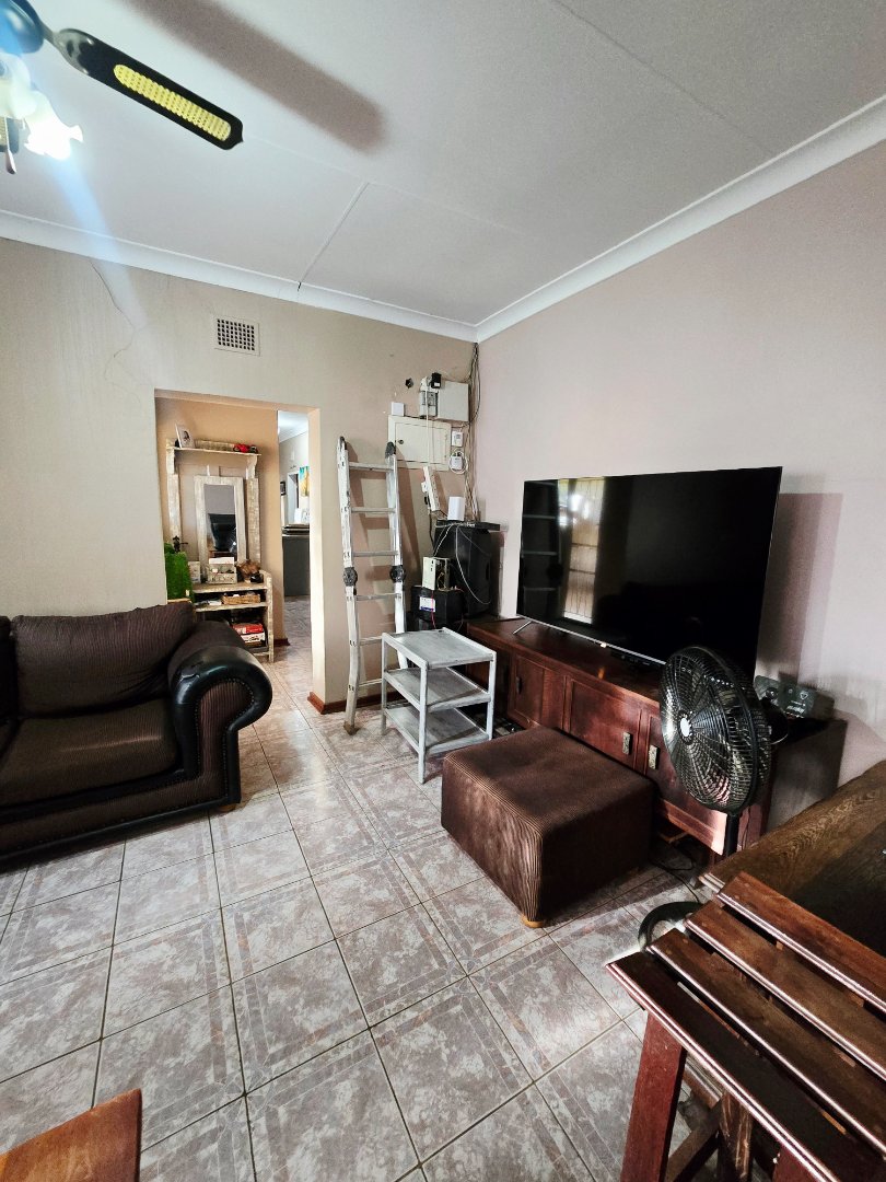 4 Bedroom Property for Sale in Wilkoppies North West